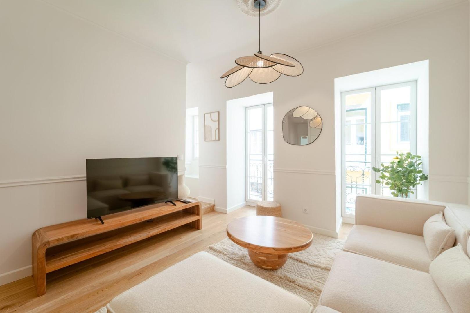 Newly Renovated 2br With Ac & Terrace | By Airnest Apartamento